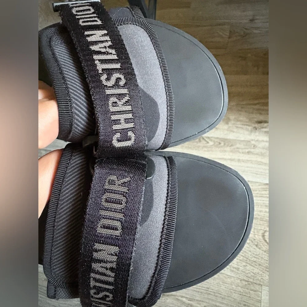 Christian Dior Dio(r)evolution black slides